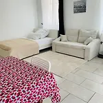 Apartament Studio-apartment Mit Balkon Drezno