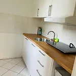 Studio-apartment Mit Balkon * Drezno