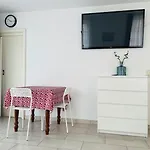 Studio-apartment Mit Balkon Drezno