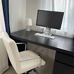 Studio-apartment Mit Balkon Apartament Drezno