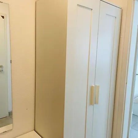 Studio-apartment Mit Balkon Appartamento Dresda