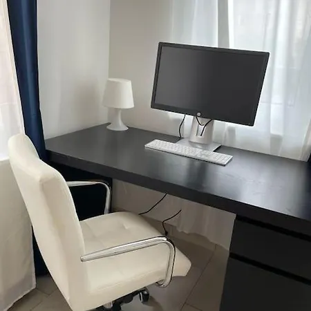 Studio-apartment Mit Balkon Apartamento Dresde