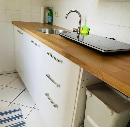 Studio-apartment Mit Balkon *