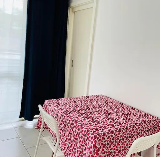 Studio-apartment Mit Balkon * Drezno