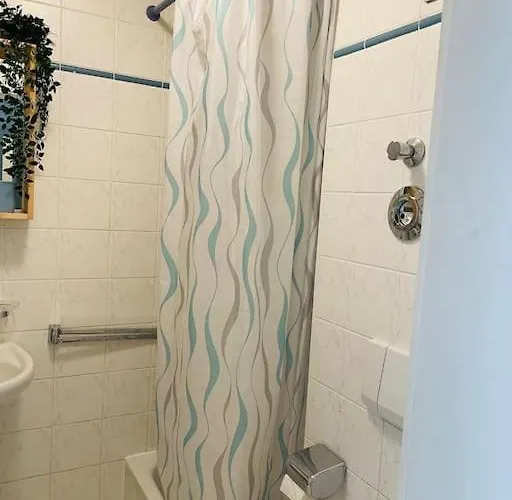 Apartament Studio-apartment Mit Balkon *