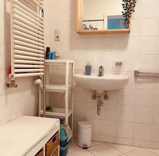 Apartament Studio-apartment Mit Balkon *