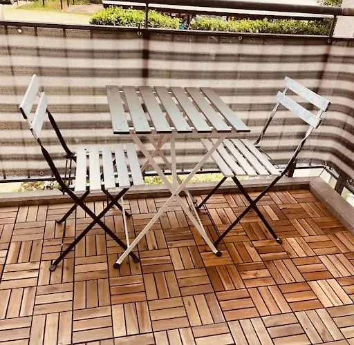 Studio-apartment Mit Balkon *