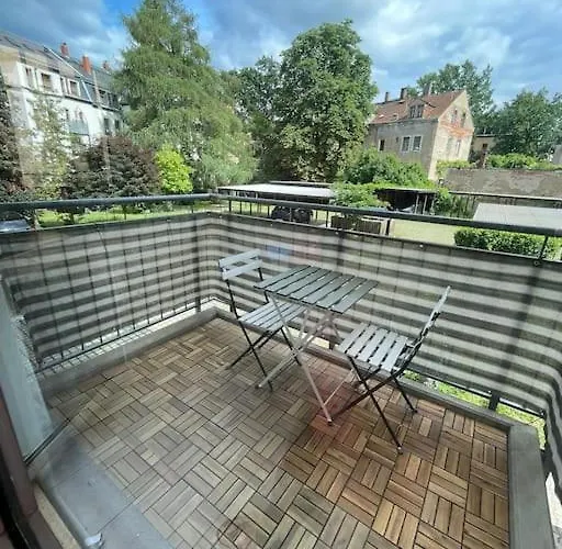 Studio-apartment Mit Balkon *